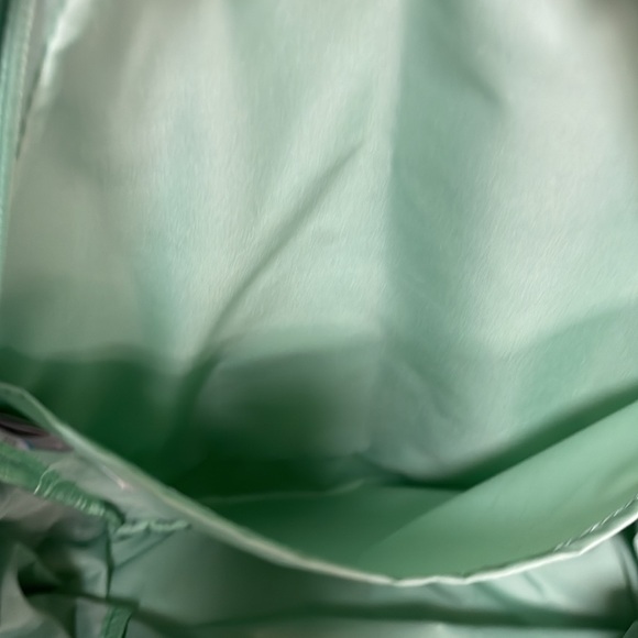 NWOT Columbia Trek Backpack - Picture 5 of 7